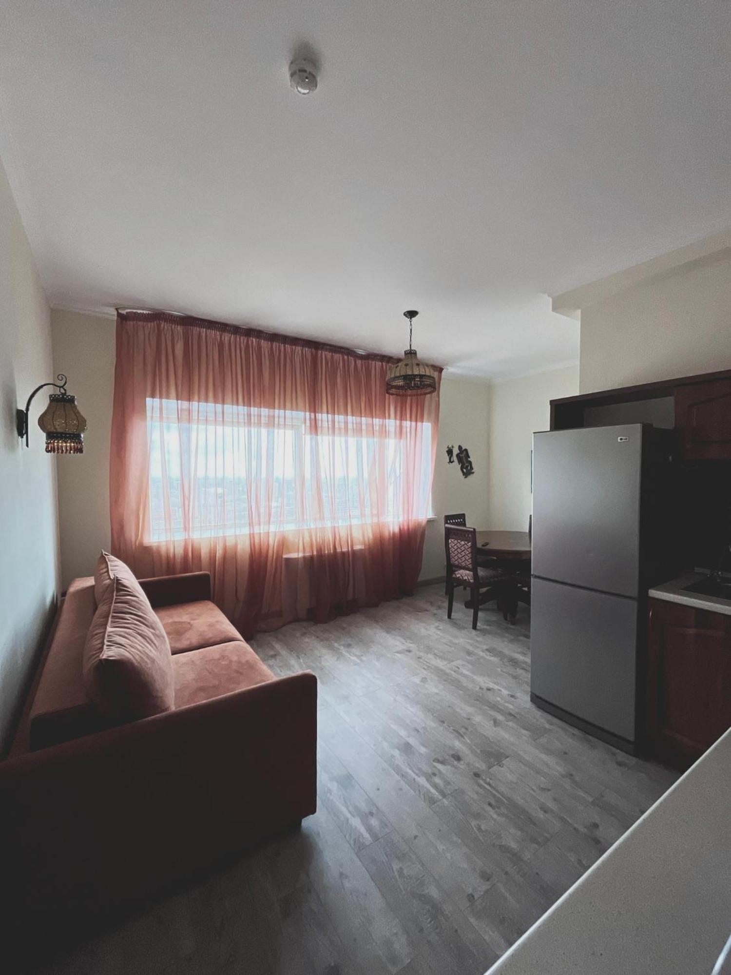 Vip House Hotel Астана Екстер'єр фото