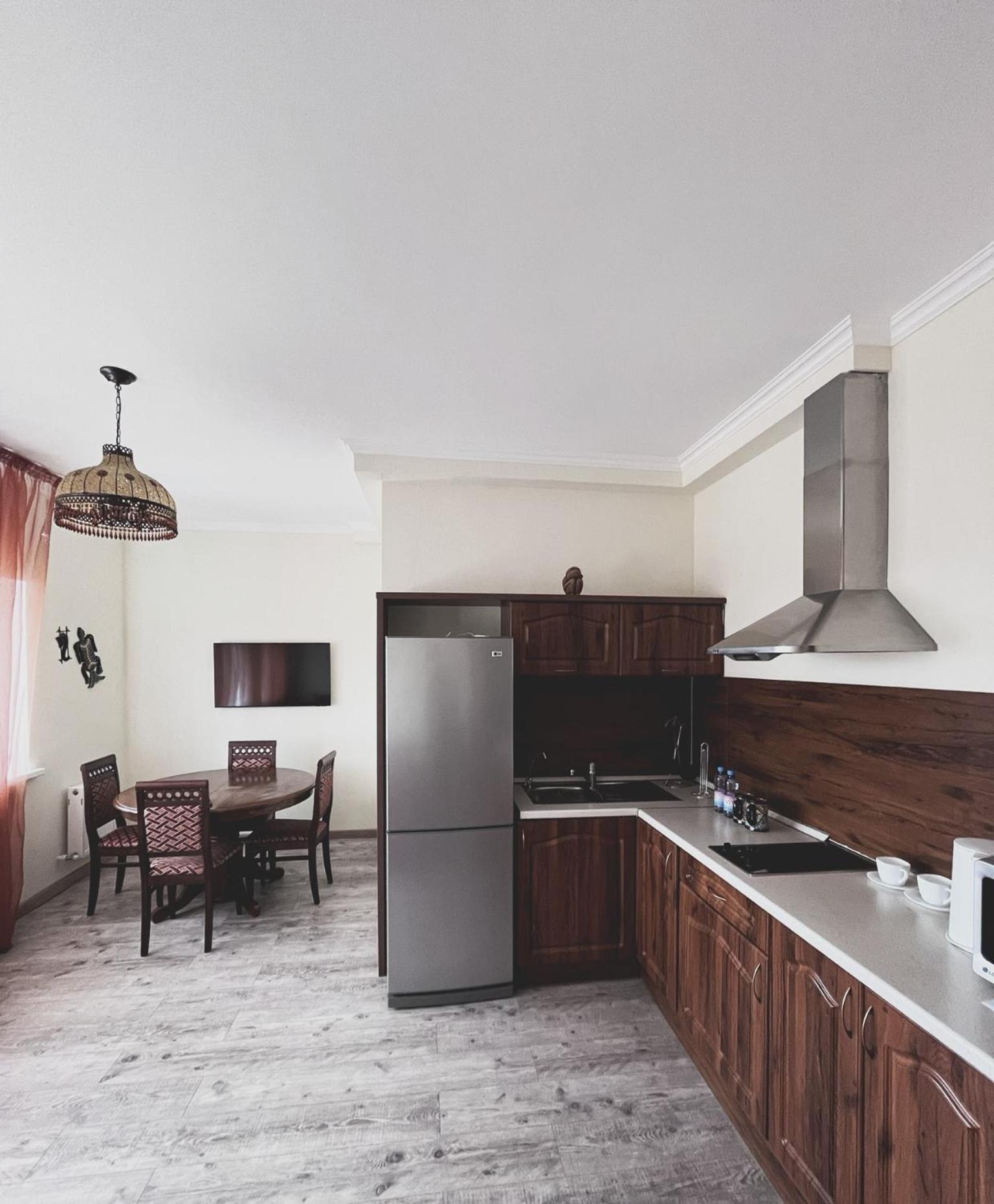 Vip House Hotel Астана Екстер'єр фото