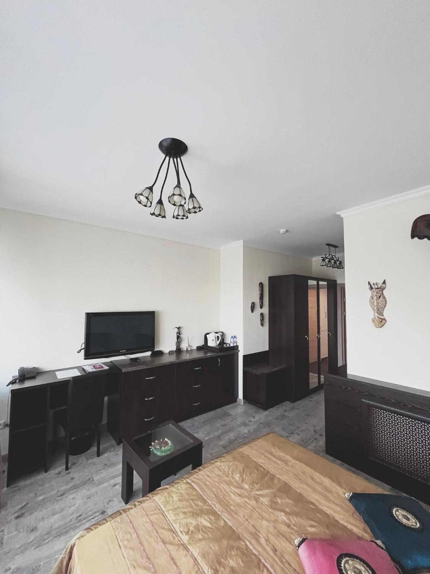 Vip House Hotel Астана Екстер'єр фото