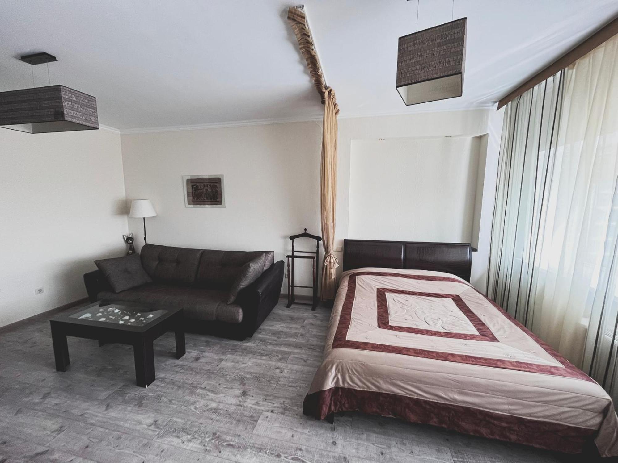 Vip House Hotel Астана Екстер'єр фото