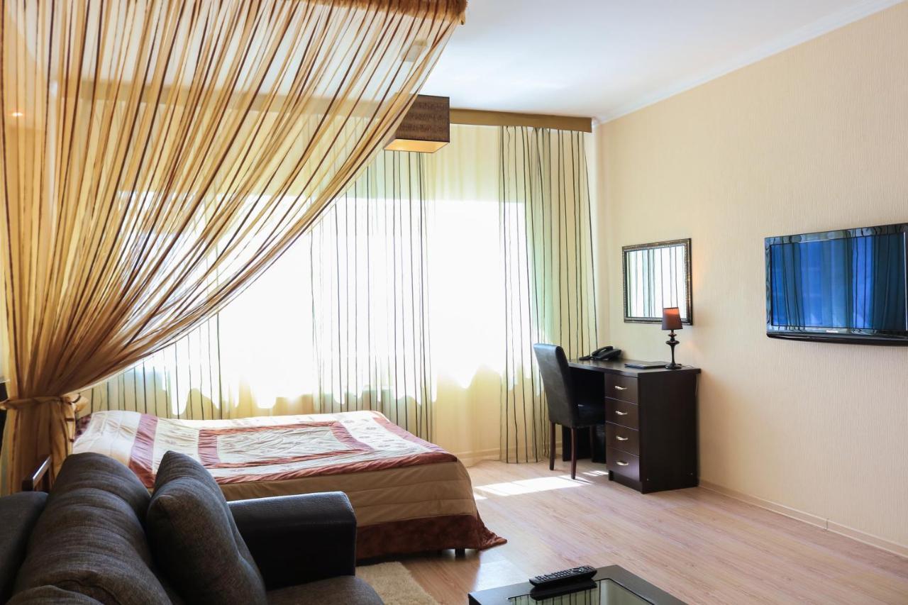 Vip House Hotel Астана Екстер'єр фото